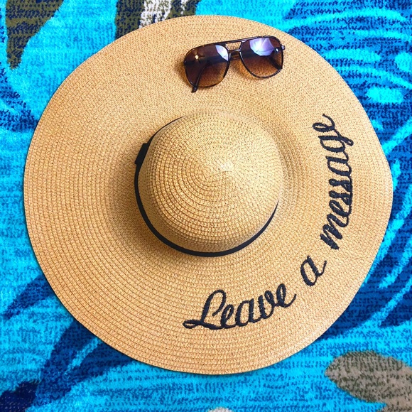 Chic Hawaii Tea Accessories - 🏆2x HP🏆“Leave a Message” Beach Hat